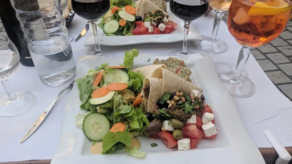 Natasha Dunbar_Le Café Café_Besançon_review