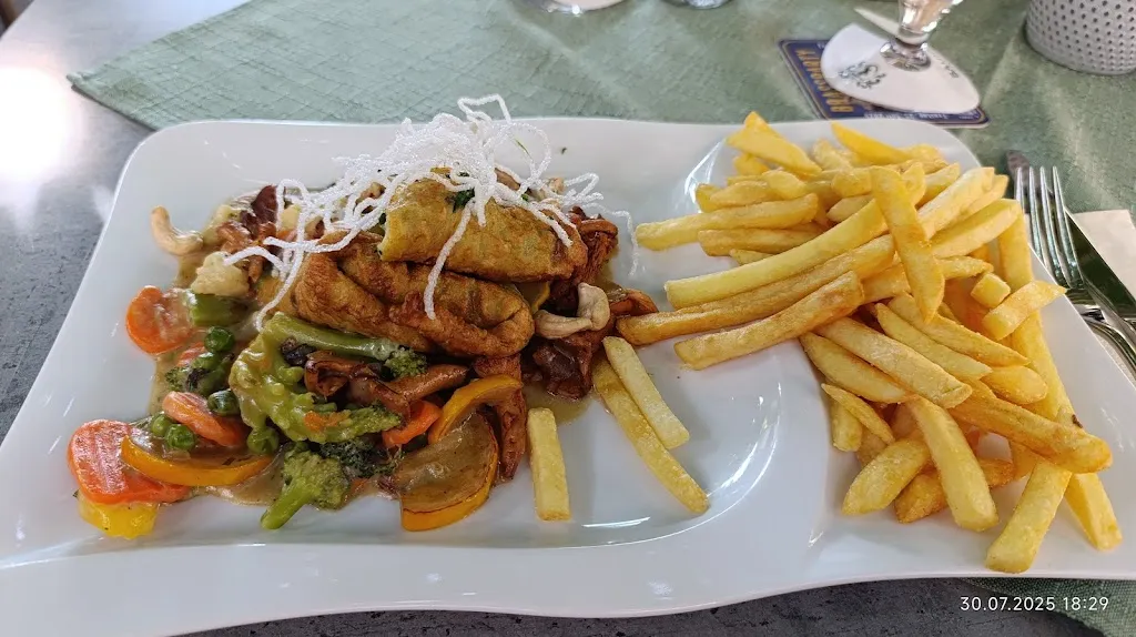 Claudia Schlickeiser_Landgasthof Grüner Baum_Achern_avis