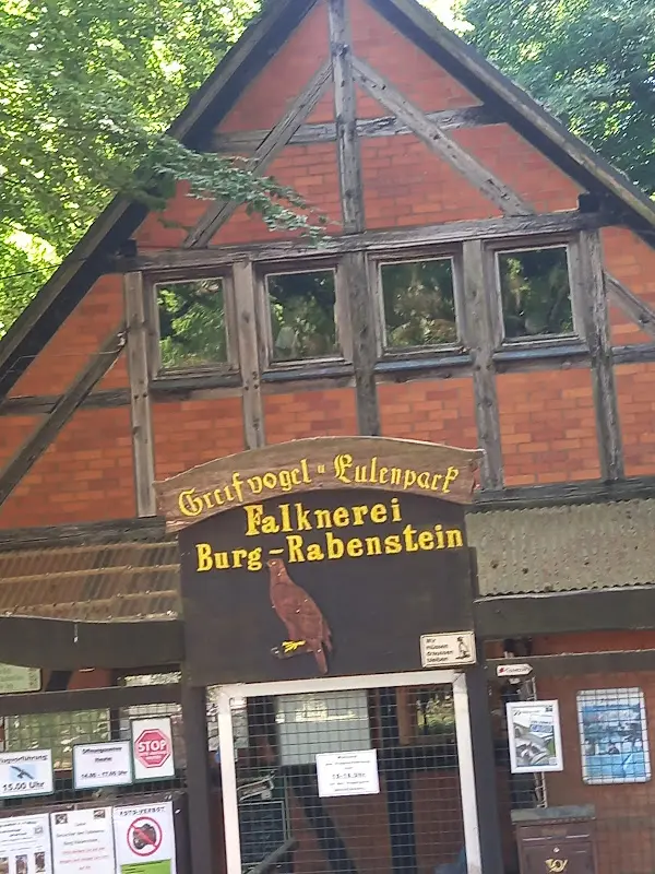 Gutsschenke Burg Rabenstein restaurant in Ahorntal