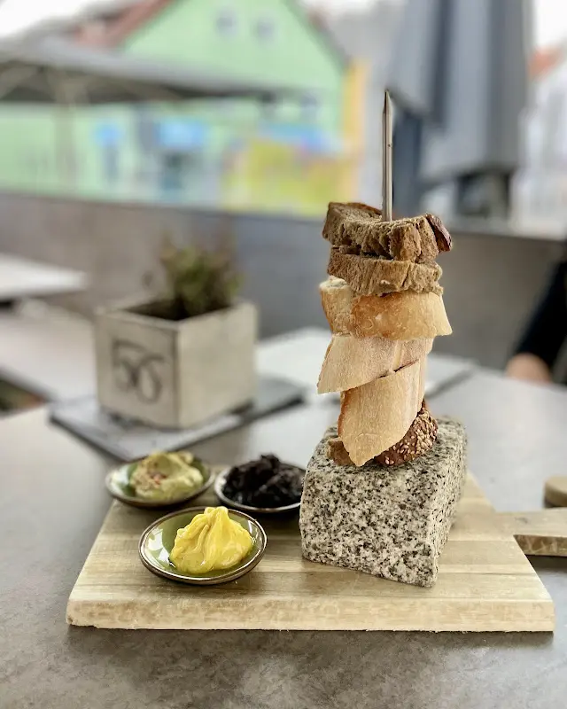 Sven Oliver_Herzstück Waldkirchen 4 Sterne Hotel - BAR - Restaurant_Waldkirchen_review