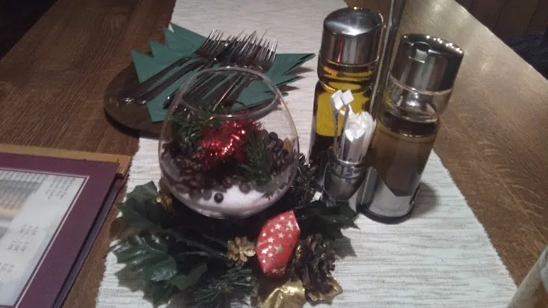 Jaromir Sochurek_Goldener Hahn_Waldsassen_review