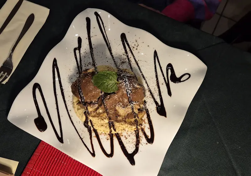 DeGUSTIBUS - momenti italiani Ristorante • Café • Vinothek in Waldkraiburg_Waldkraiburg_slider_image_2