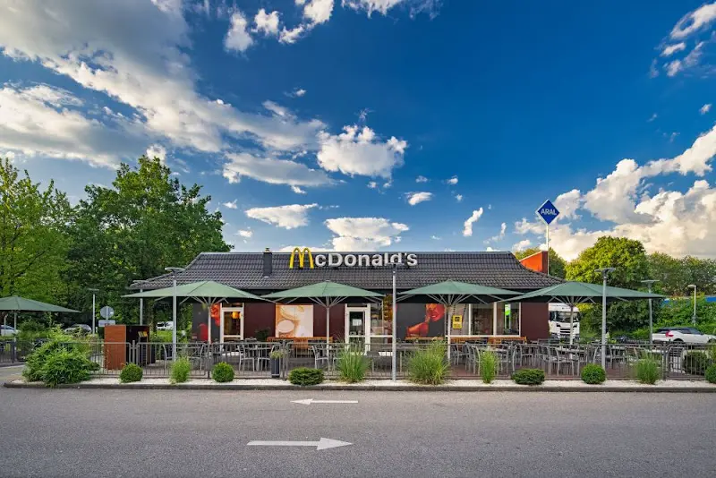 McDonald's_Waldkraiburg_slider_image_1