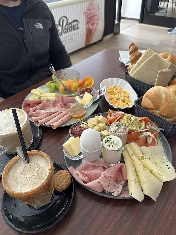 chomchomweakness_Cafe & Bar Eife_Waldmünchen_review