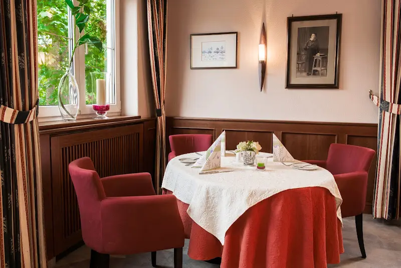 Hallnberg Restaurant & Garten restaurant à Walpertskirchen