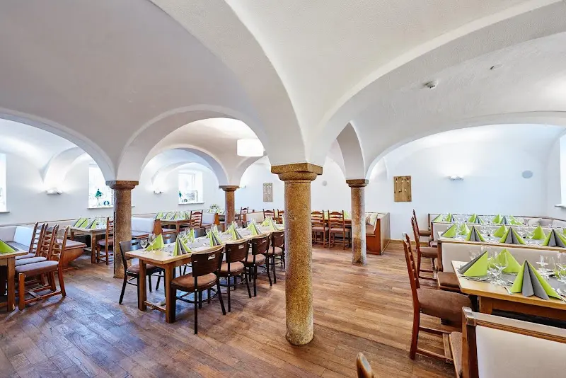 s’Wirtshaus Zum Grafen restaurant in Wallersdorf