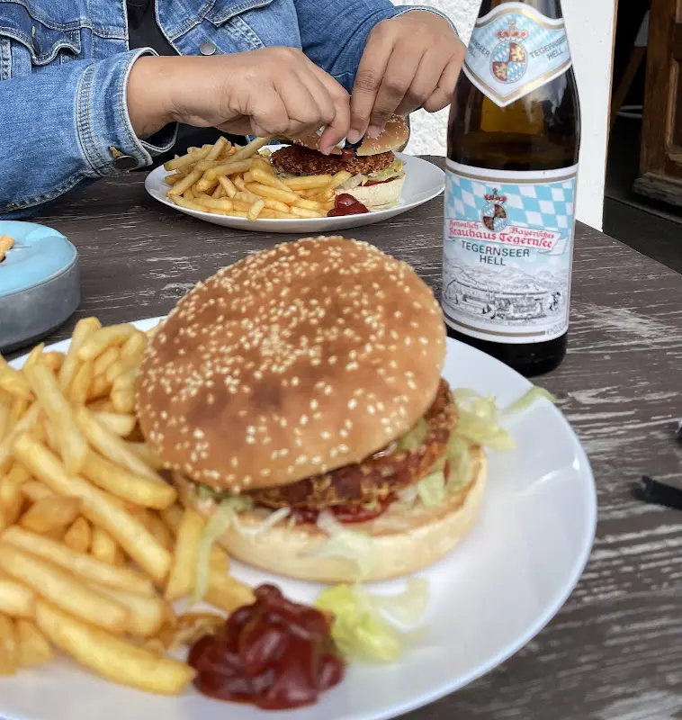 Dipankar Ghosh_Imbiss Zur Alten Sattlerei_Wallgau_review