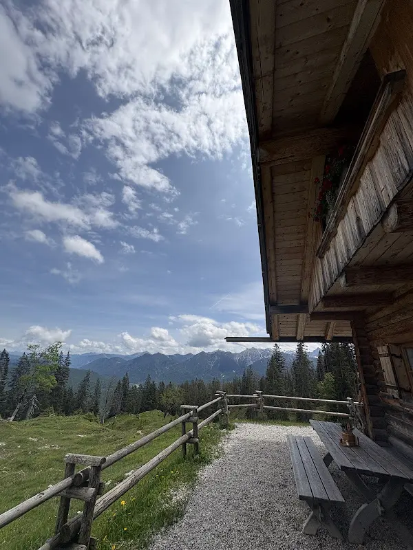 Lara Hornung_Wallgauer Alm_Wallgau_review