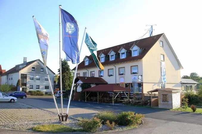 Landgasthof Frankentor restaurant in Wasserlosen