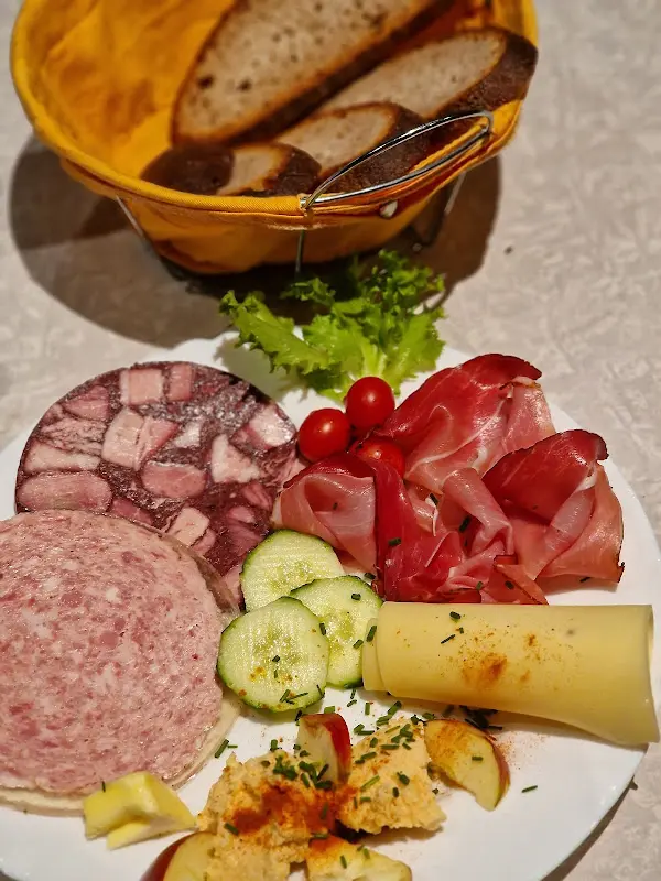 Gasthof Goldener Stern_Wasserlosen_slider_image_1