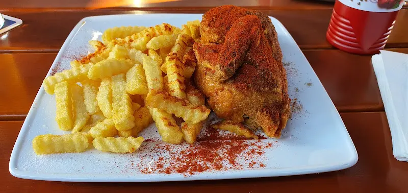 Bluatsackara - Gasthaus zum Hendlwirt_Wegscheid_slider_image_2