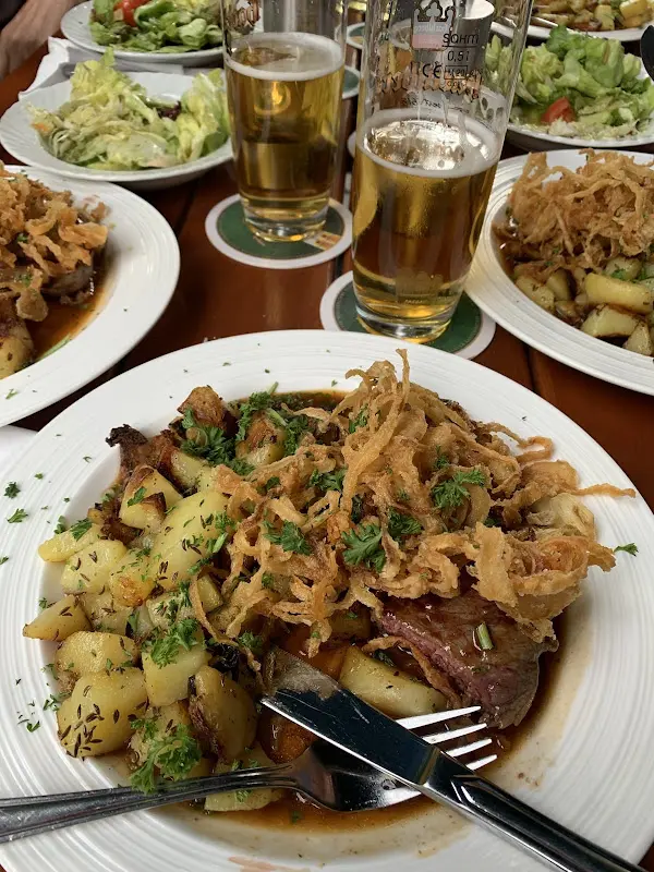 Country Inn Golden Lion_Wegscheid_slider_image_2