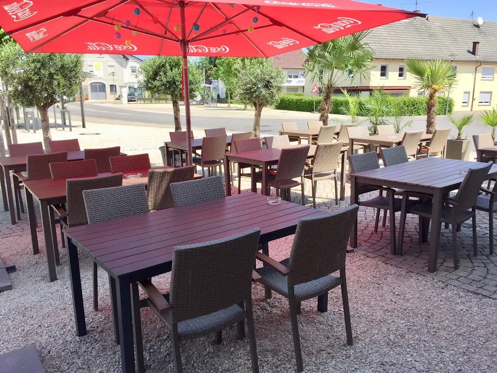 La Luna Pizzeria restaurant in Berkheim