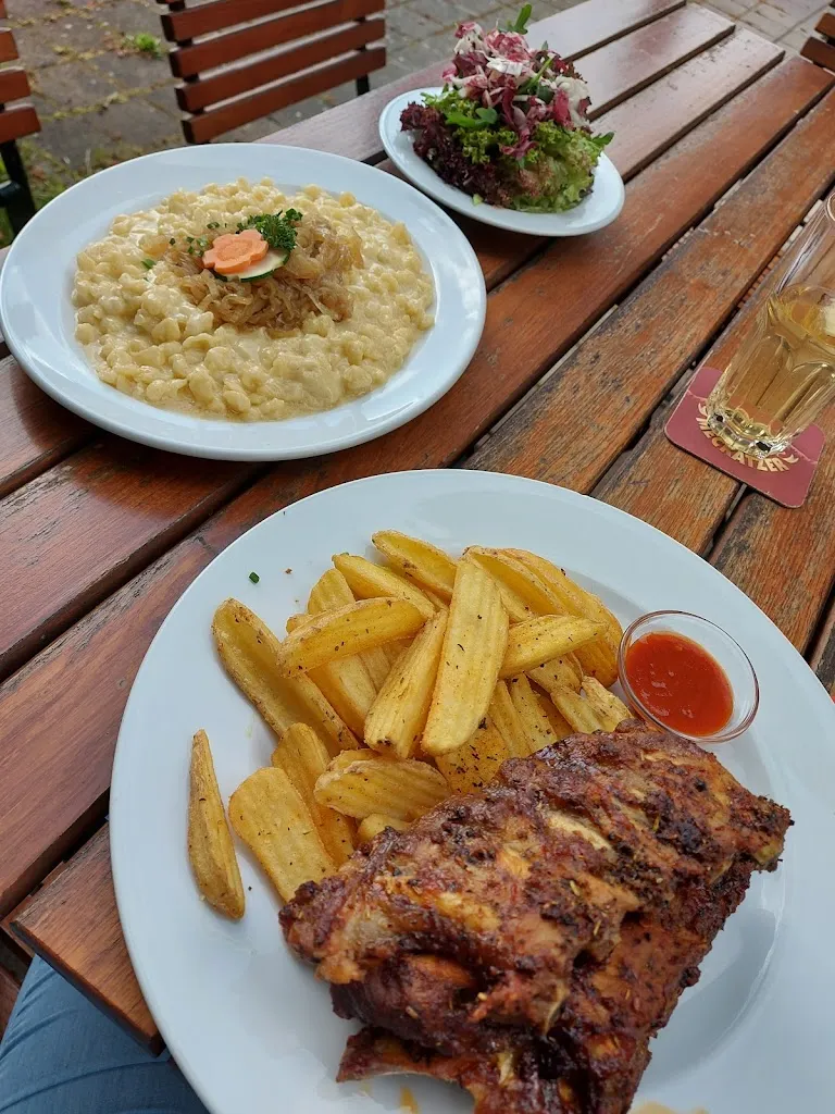 Vanessa Robayo ladino_Wirtshaus Larifari_Berkheim_review