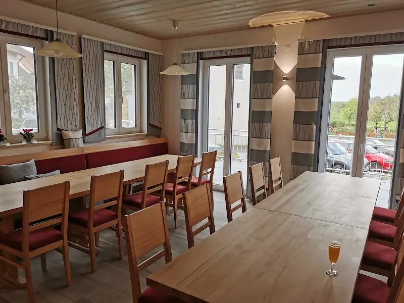 Gasthaus Linde Neubronn ristorante a Weihenzell