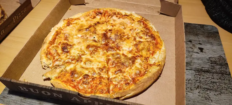 Dominic Lohmer_Punjabi Pizza Weiding_Weiding_review