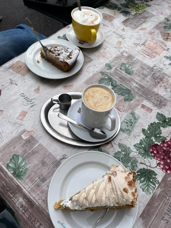 Paul Werner_Cafe Konditorei Mangold_Weiler-Simmerberg_review