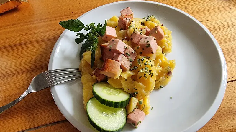 Gasthaus Steinerne Hochzeit Inh. Elisabeth Göring_Weismain_slider_image_2