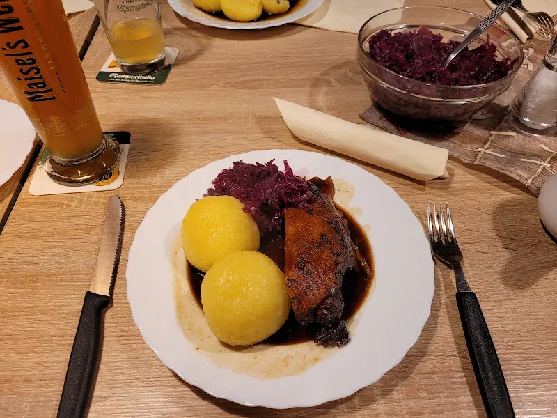 Gastwirtschaft zum grünen Wald_Weißenbrunn_slider_image_3