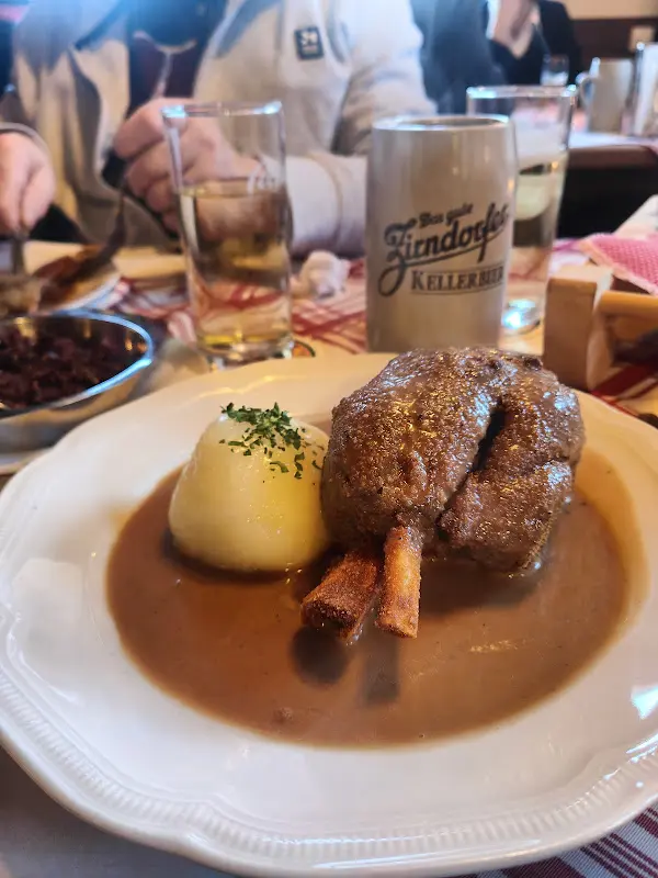 GÖPPNERs Wirtshaus und Landmetzgerei_Weißenbrunn_slider_image_3