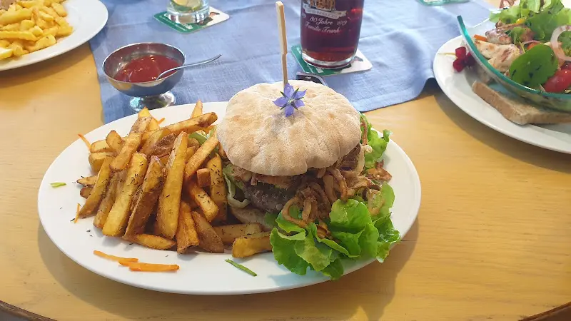 Andreas Diller (A.D.)_Der Fröschbrunna_Kronach_Bewertung