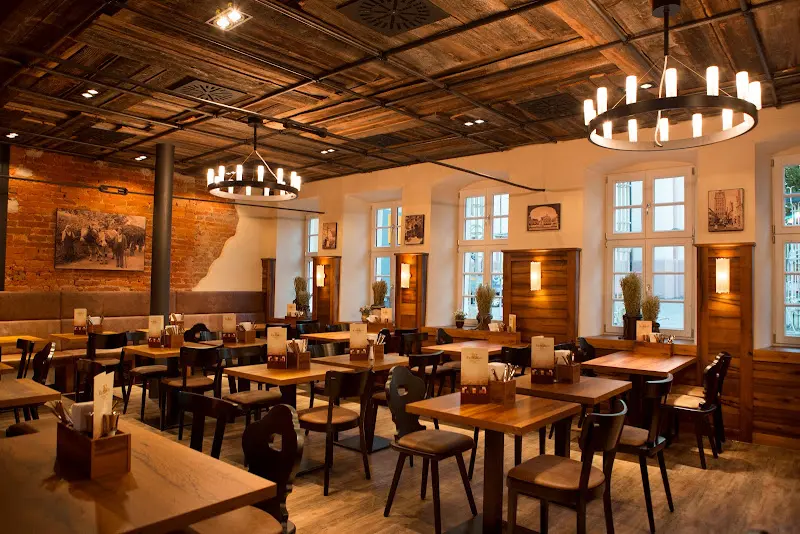 Barfüßer Hausbrauerei Weissenhorn restaurant in Weißenhorn