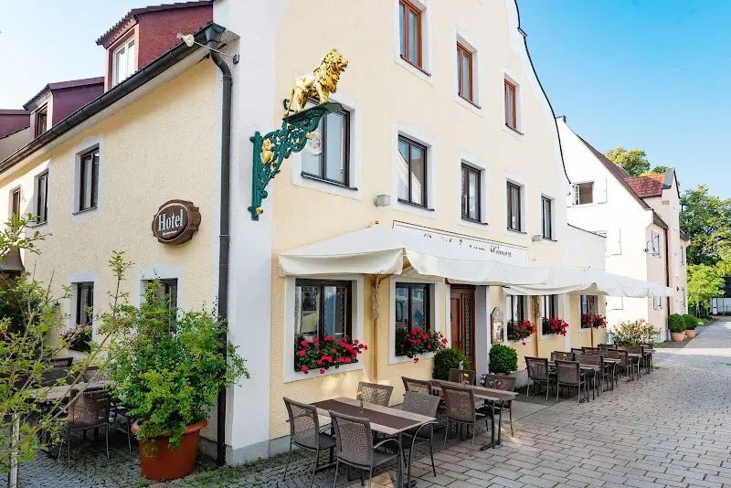 Gasthof zum Löwen Weißenhorn restaurant in Weißenhorn