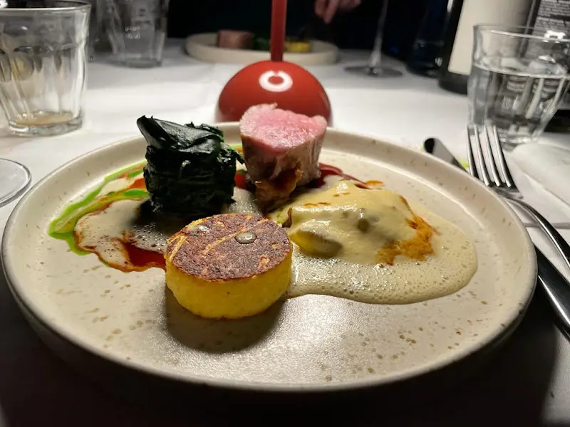 Café Gupi - Weinbar_Rhein_slider_image_2