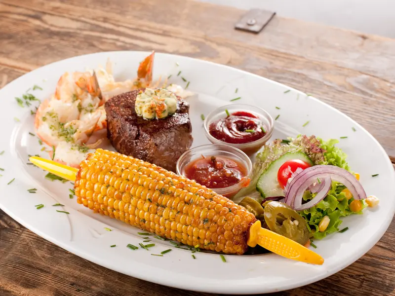 Restaurant HAZIENDA Basel/ Weil am Rhein_Rhein_slider_image_3