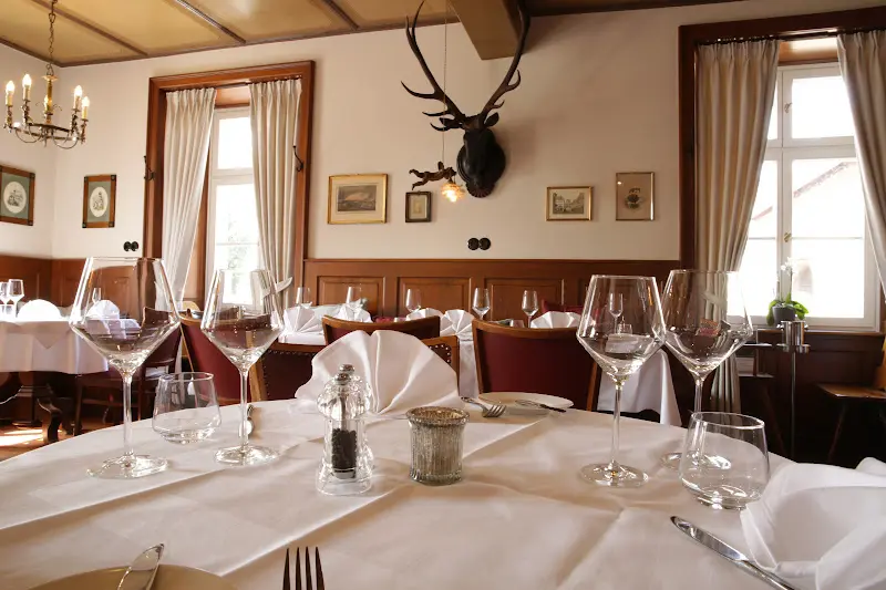 Zum Hirschen restaurant in Rhein