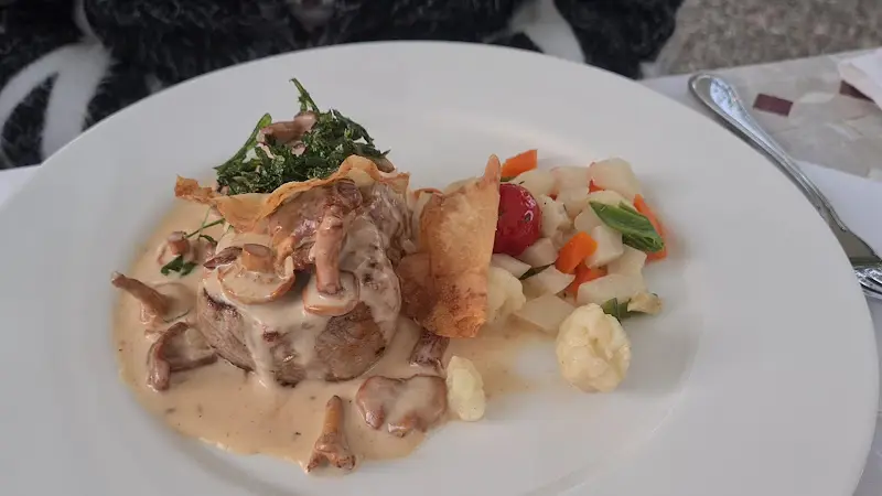 Zum Hirschen_Rhein_slider_image_2