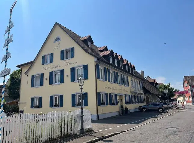 Schwanen_Rhein_slider_image_1