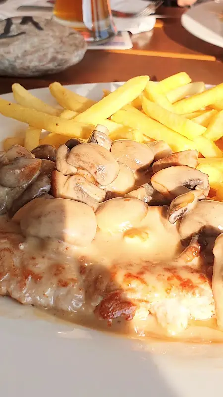 Gasthaus am Bootssteg_Rhein_slider_image_2