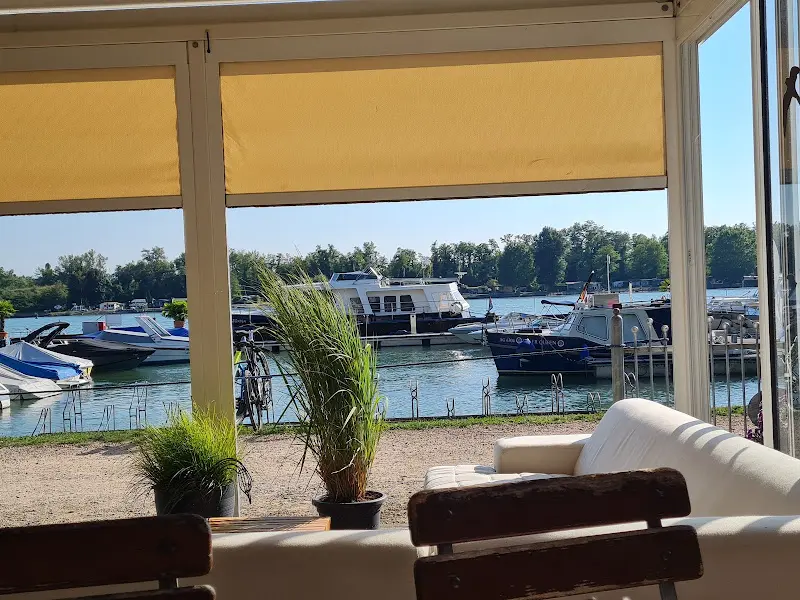 Gasthaus am Bootssteg_Rhein_slider_image_3