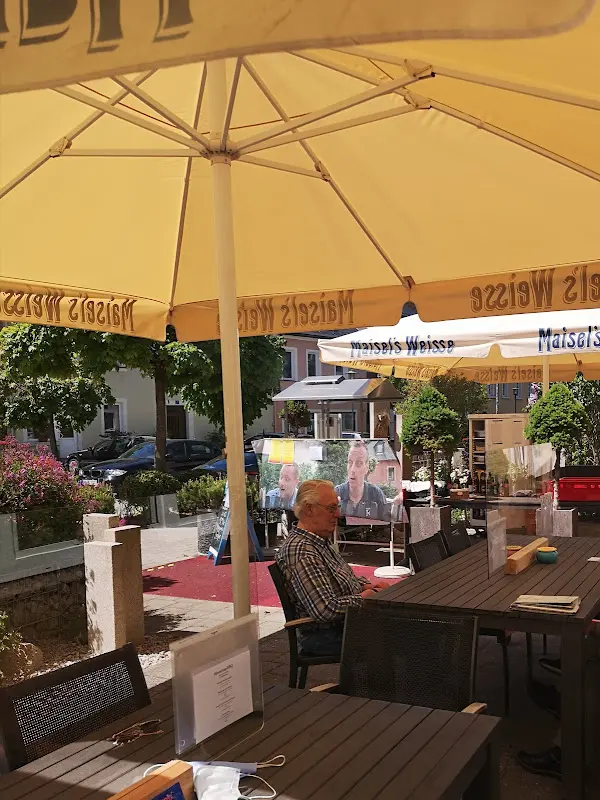 Gasthof zum Deutschen Haus restaurant in Weißenstadt