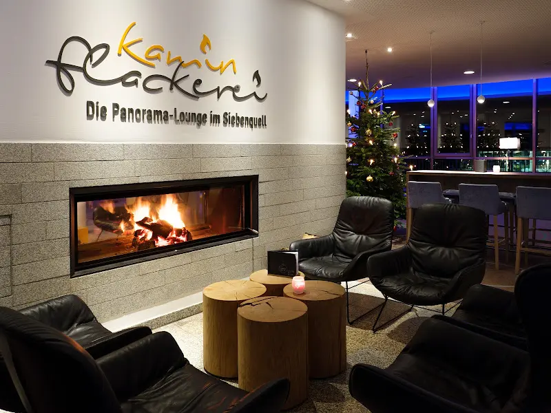 Kaminflackerei - Die Panorama-Lounge im Siebenquell ristorante a Weißenstadt