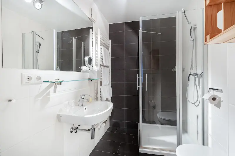 Schieners Hotel & Apfelhof - Zimmer & Apartments in Wemding_Wemding_slider_image_3