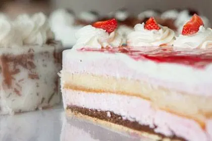 Aenishänslin cafe and pastry-GmbH_Weßling_slider_image_3