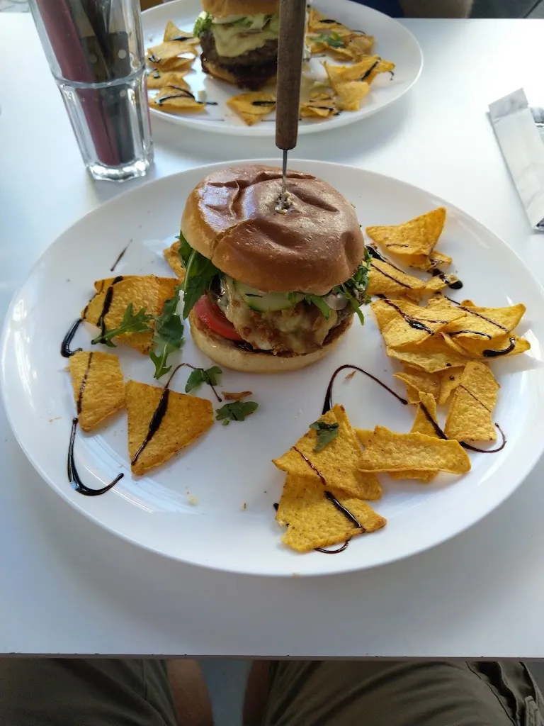 Gert Knuts_CE LA VIE Restaurant-Bar-Café_Balingen_review