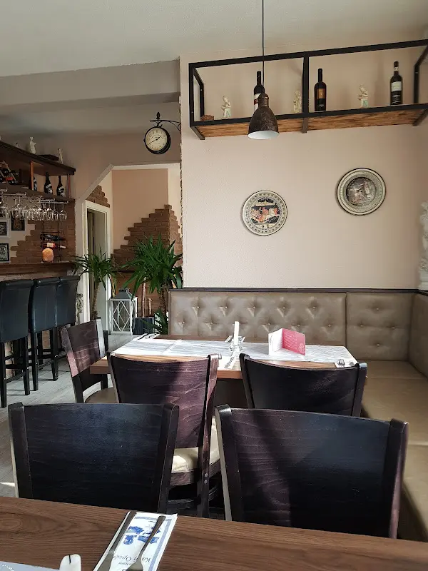 Silvia Schnitker_Restaurant Griechische Deutsche Italienische Küche Liefer Service_Westerheim_review