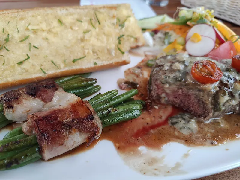 Mia E. Weinreich_Restaurant Bootsmann_Wietzendorf_recensione