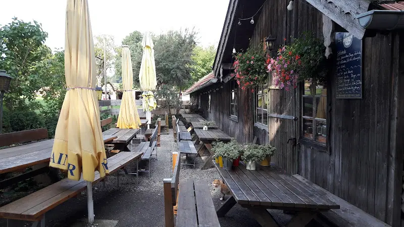 Gasthof Lindl / Schanuk ristorante a Weyarn