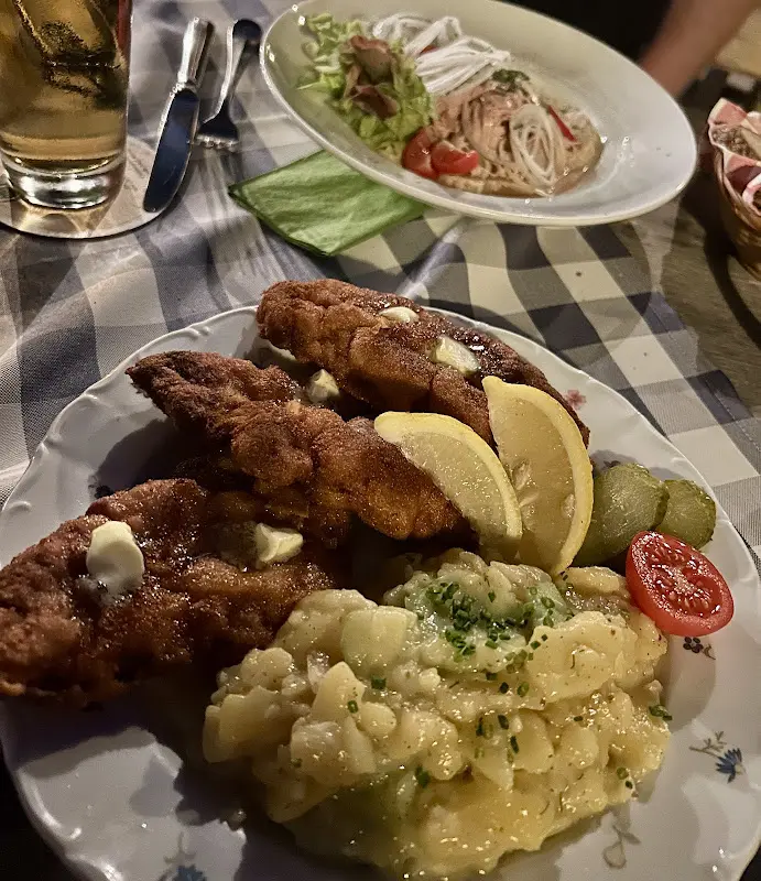 Gasthof Lindl / Schanuk_Weyarn_slider_image_3