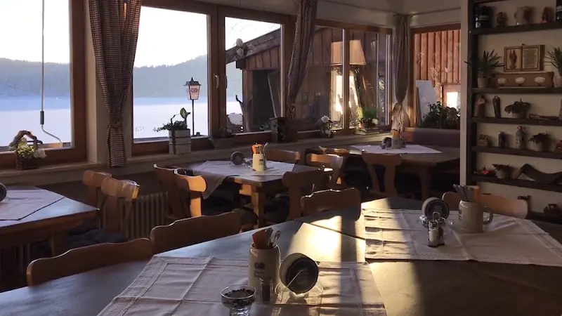 Seehaus Seehamer See_Weyarn_slider_image_1