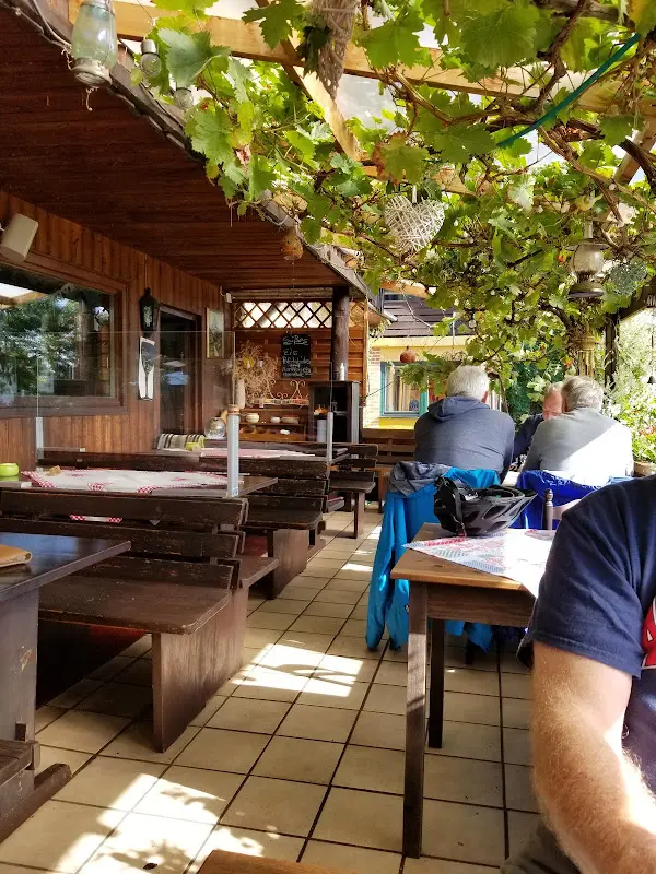 Zum Kruckenberger restaurant in Wiesent