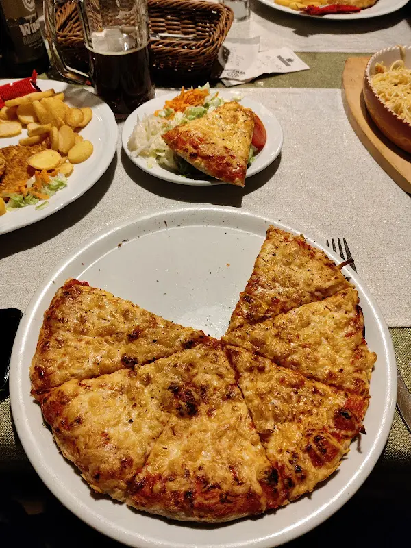 Bali's Kreuzwirt restaurant in Wiesen