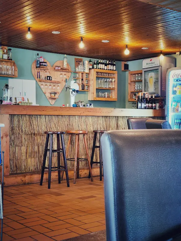 Essen und drinken bei dem Holländer_Wiesensee_slider_image_1