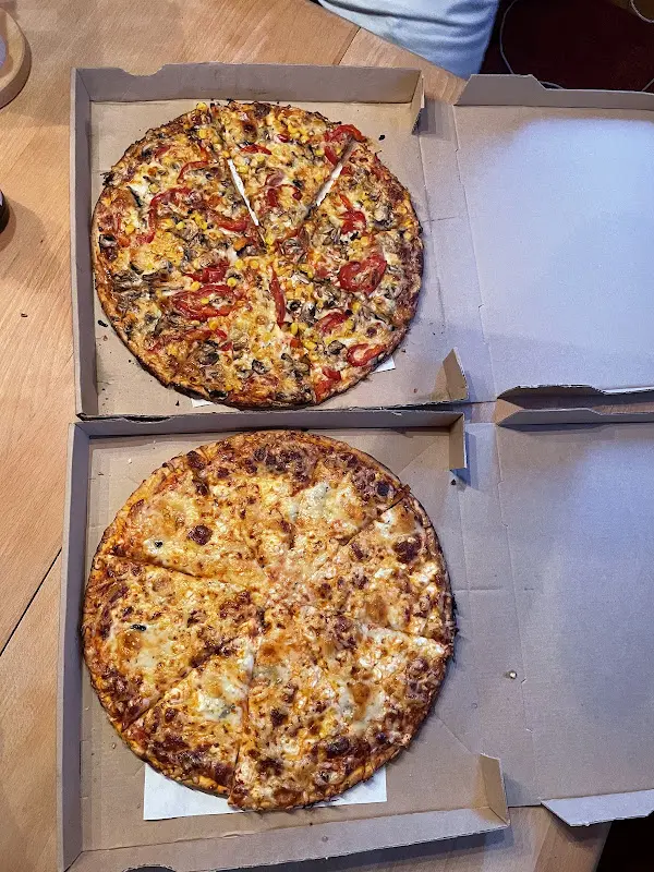 Sam's Pizza Wiesentheid_Wiesentheid_slider_image_2