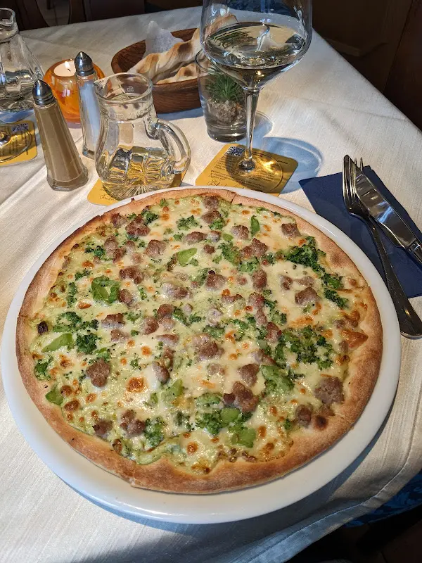 Pizzeria Bella Napoli_Wiesentheid_slider_image_2