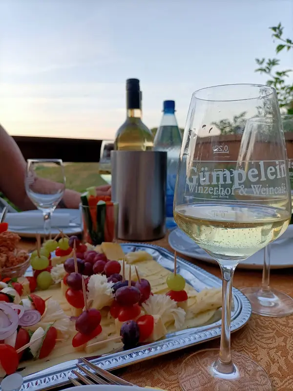 Hanna Schmidt_Winzerhof Gümpelein_Willanzheim_review
